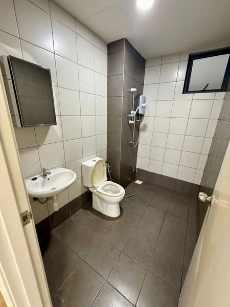 Casa Green untuk Untuk Disewa - RM 1,600 /bulan, Mac 2026 - Bathroom - PropertyGuru.com.my