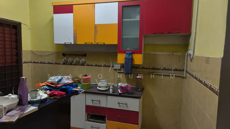 Rumah Teres 2 Tingkat untuk Dijual di Taman Sri Andalas (Klang) - Syafiq Hushim - Kitchen - PropertyGuru.com.my