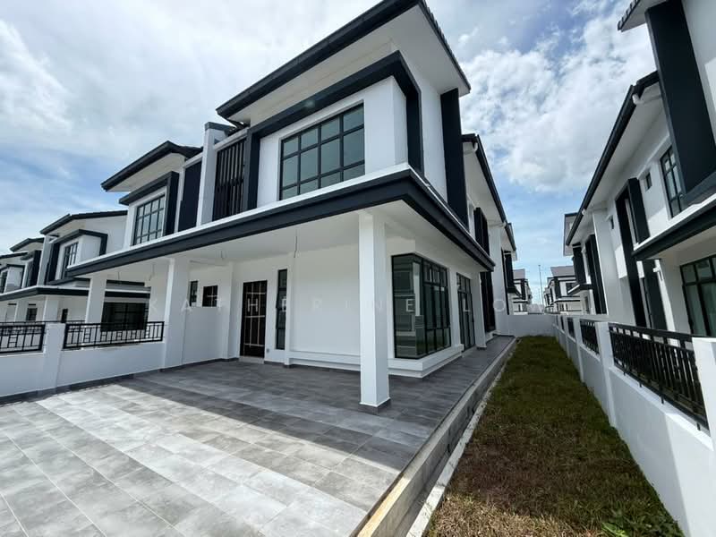 Cluster House for Sale in Iskandar Puteri (Nusajaya) (Johor) - Katherine Low - Exterior - PropertyGuru.com.my