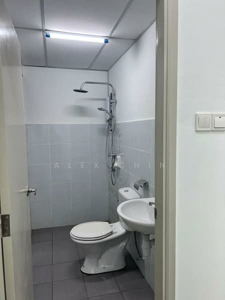 Apartment for Rent at Impiana Sky Residensi - Alex Chin - Bathroom - PropertyGuru.com.my