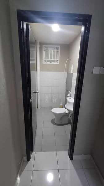 Apartment for Sale at Azaria - Syafiq Hushim - Bathroom - PropertyGuru.com.my
