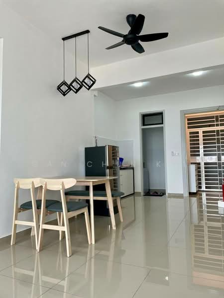 Kondominium untuk Disewa di M Vista - Gan Chun Kai - Dining Room - PropertyGuru.com.my