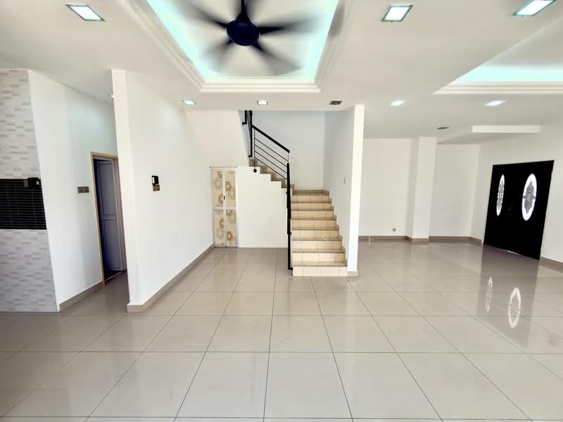 Taman Desa Mas untuk Untuk Dijual - RM 695,000, Mac 2026 - Living Room - PropertyGuru.com.my