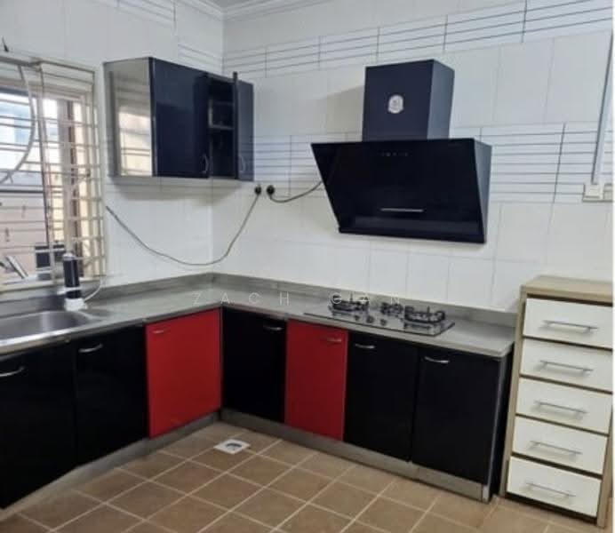 2-storey Terraced House for Sale in Klang (Selangor) - Zach Gan - Kitchen - PropertyGuru.com.my