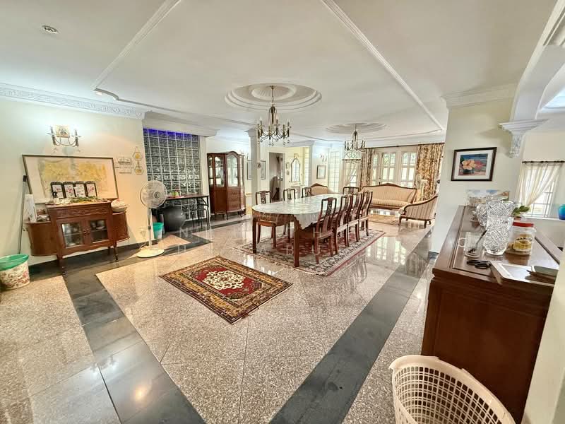 Bungalow for Sale in SS19 (Subang Jaya) - Nahathir Shahabudin - Living Room - PropertyGuru.com.my
