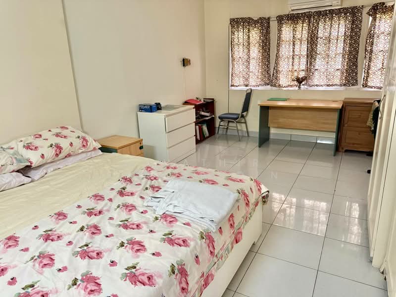 Bungalow for Sale in SS19 (Subang Jaya) - Nahathir Shahabudin - Bedroom - PropertyGuru.com.my