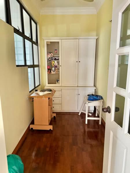 Bungalow for Sale in SS19 (Subang Jaya) - Nahathir Shahabudin - Study - PropertyGuru.com.my