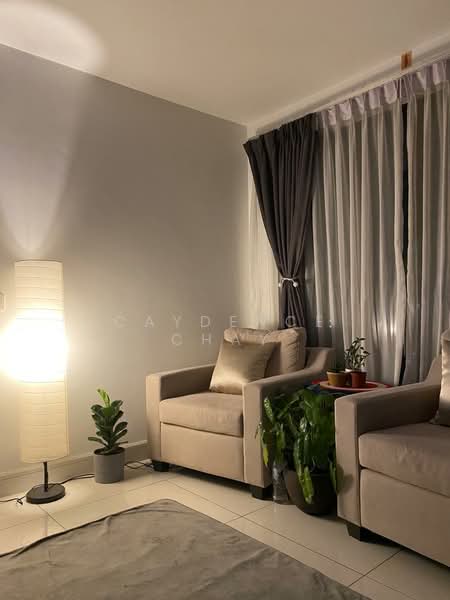 Condominium for Sale at Royalle Condominium - Caydence Chay - Living Room - PropertyGuru.com.my