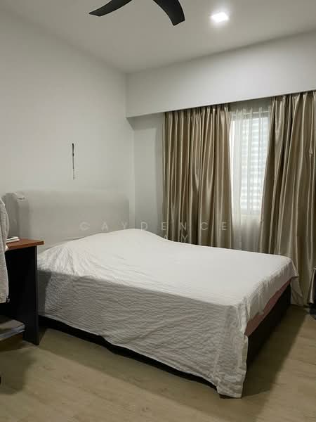 Condominium for Sale at Royalle Condominium - Caydence Chay - Bedroom - PropertyGuru.com.my
