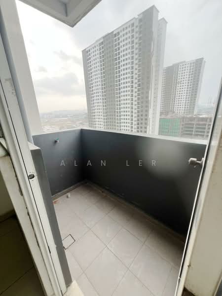 Service Residence for Sale at D'carlton (Residensi Seri Mega) - Alan Ler - Balcony - PropertyGuru.com.my
