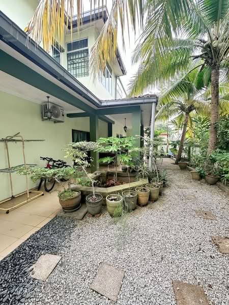 Double storey corner lot for sale at mutiara rini untuk Untuk Dijual - RM 830,000, Mac 2026 - PropertyGuru.com.my