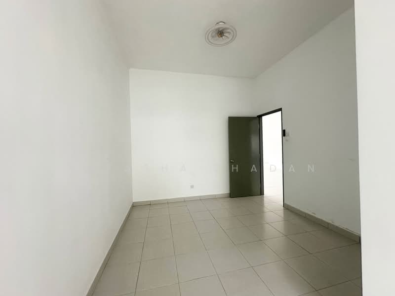 2-storey Terraced House for Sale in Bandar Baru Puncak Alam (Puncak Alam) - Natasha Shadan - Interior - PropertyGuru.com.my