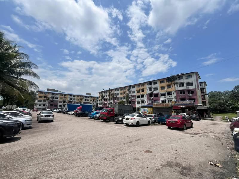 Semi-Detached House for Sale in Johor Bahru (Johor) - Vinna Loh - Exterior - PropertyGuru.com.my