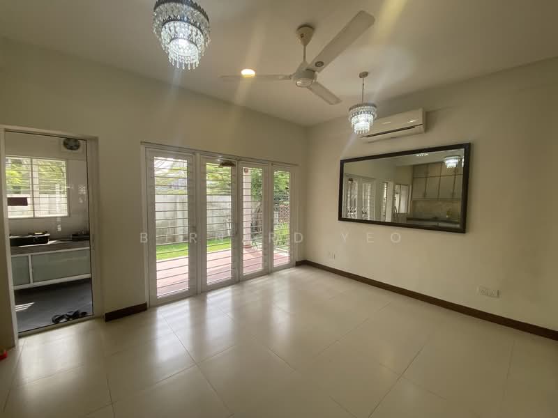 Seksyen 17 untuk Untuk Dijual - RM 2,350,000, Mac 2026 - Kitchen - PropertyGuru.com.my