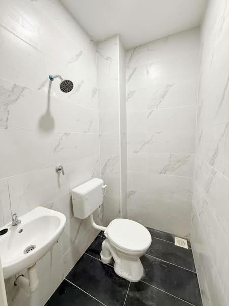 Taman Perling untuk Untuk Dijual - RM 628,000, Mac 2026 - Bathroom - PropertyGuru.com.my