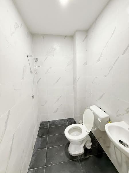 Taman Perling untuk Untuk Dijual - RM 628,000, Mac 2026 - Bathroom - PropertyGuru.com.my