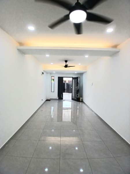 1-storey Terraced House for Sale in Taman Puteri Wangsa (Ulu Tiram) - Ck Leow - Interior - PropertyGuru.com.my