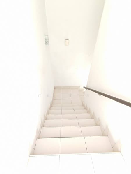 Untuk Dijual - Double storey house for sale at nusa idaman