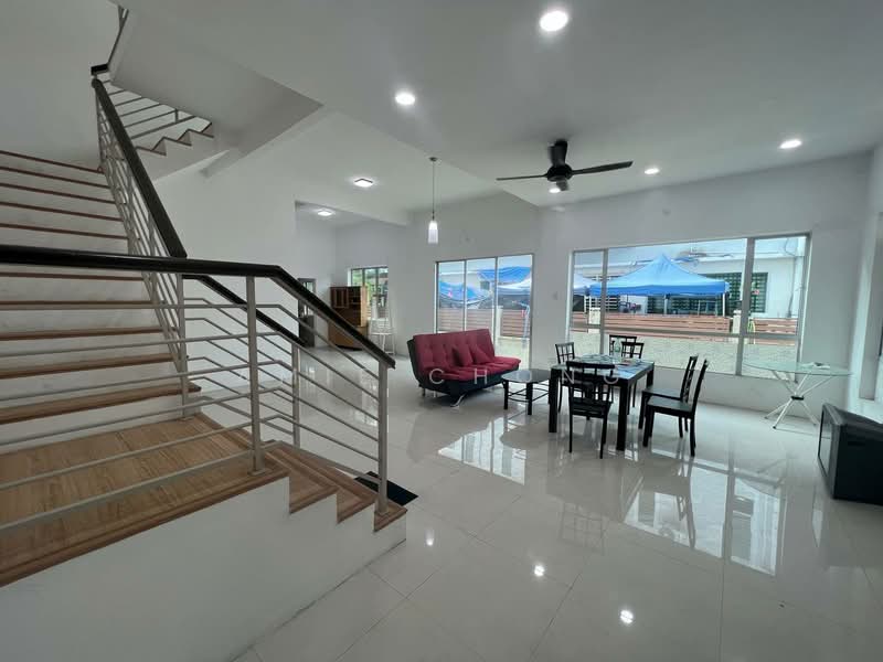 Cluster House for Sale in Bandar Lahat Mines (Lahat) - Amie Chong - Living Room - PropertyGuru.com.my