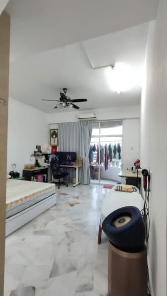 Stulang Laut untuk Untuk Dijual - RM 720,000, Mac 2026 - Bedroom - PropertyGuru.com.my