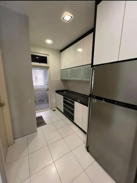 Setia Indah untuk Untuk Disewa - RM 2,800 /bulan, Mac 2026 - Kitchen - PropertyGuru.com.my