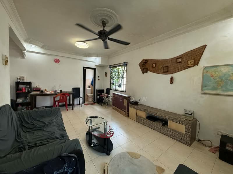 Villa ros townhouse for sale at tampoi indah untuk Untuk Dijual - RM 358,000, Mac 2026 - PropertyGuru.com.my