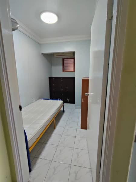 Desa Sri Puteri B untuk Untuk Dijual - RM 239,000, Mac 2026 - Bedroom - PropertyGuru.com.my