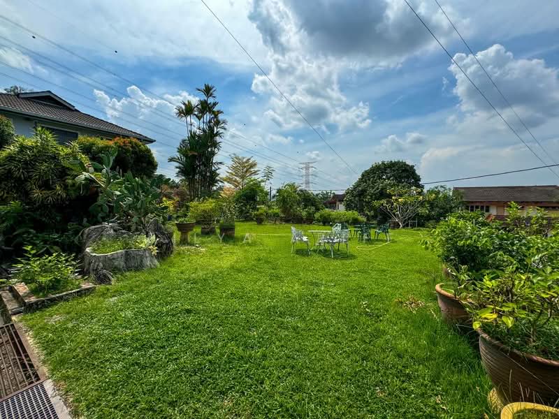Bungalow for Sale in Bandar Baru Bangi (Selangor) - BILYA ARIFF - Garden - PropertyGuru.com.my