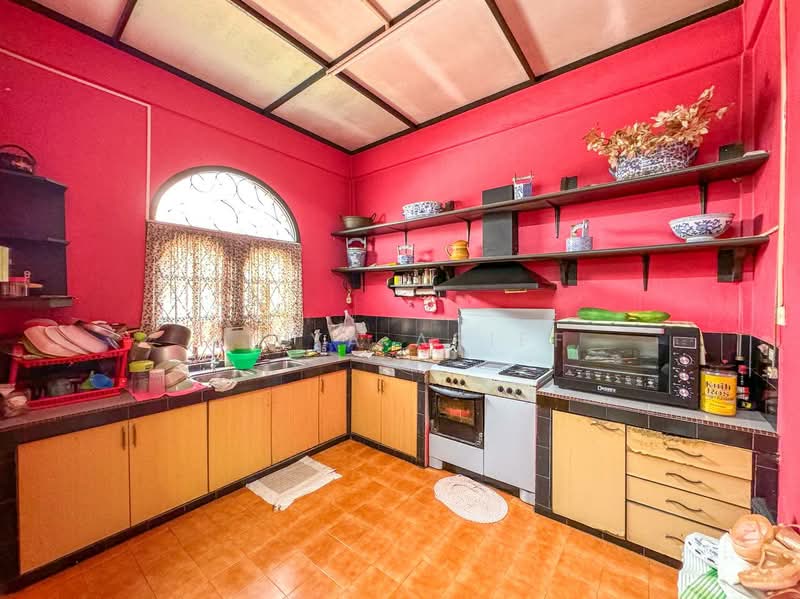 Bungalow for Sale in Bandar Baru Bangi (Selangor) - BILYA ARIFF - Kitchen - PropertyGuru.com.my