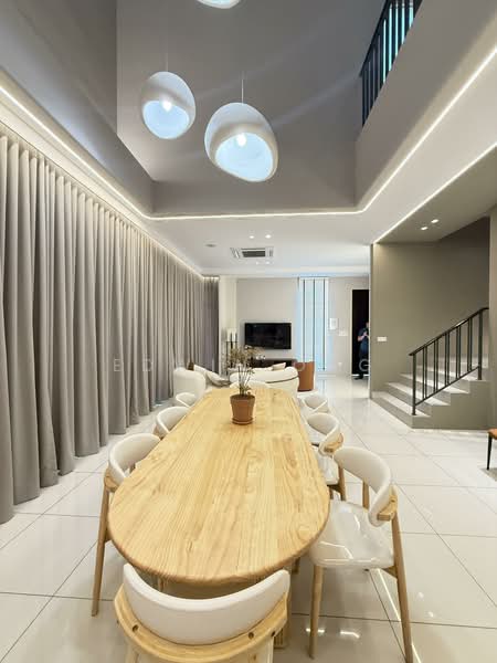 Hijauan Valdor untuk Untuk Dijual - RM 850,000, Mac 2026 - Dining Room - PropertyGuru.com.my