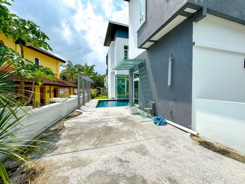 Bungalow for Sale in Bukit Jelutong (Shah Alam) - BILYA ARIFF - Exterior - PropertyGuru.com.my