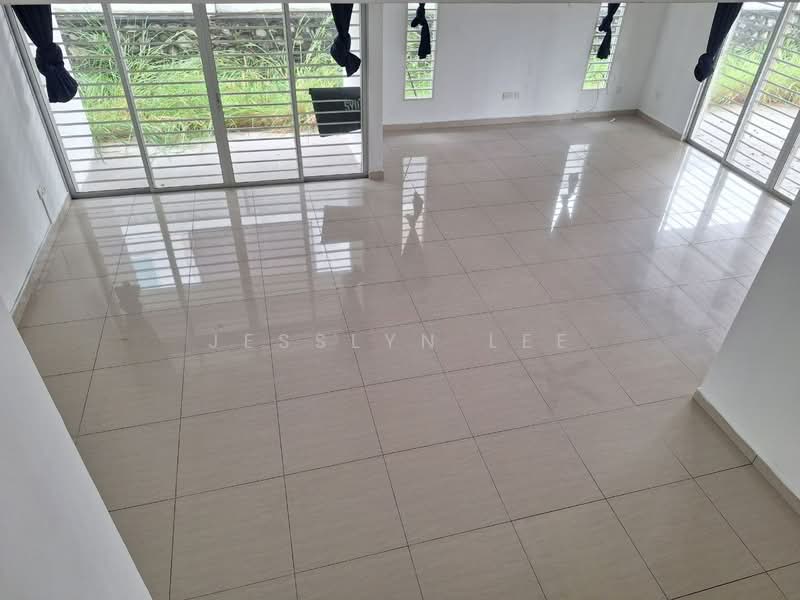 Rumah Berkembar untuk Dijual di Taman Setia Impian (Kajang) - Jesslyn Lee - Living Room - PropertyGuru.com.my