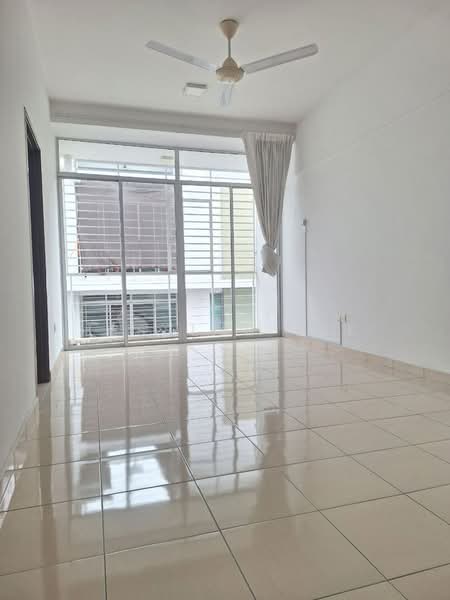 Rumah Berkembar untuk Dijual di Taman Setia Impian (Kajang) - Jesslyn Lee - Living Room - PropertyGuru.com.my