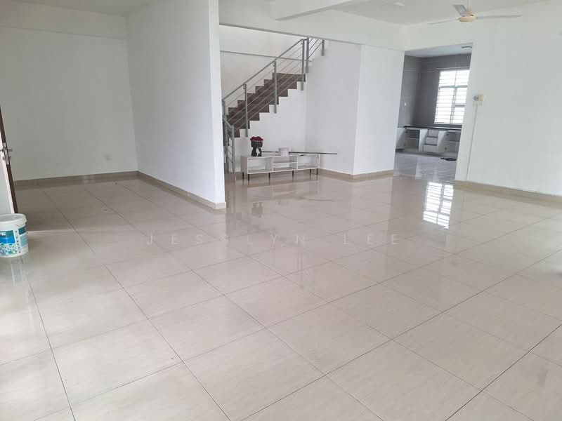 Rumah Berkembar untuk Dijual di Taman Setia Impian (Kajang) - Jesslyn Lee - Living Room - PropertyGuru.com.my