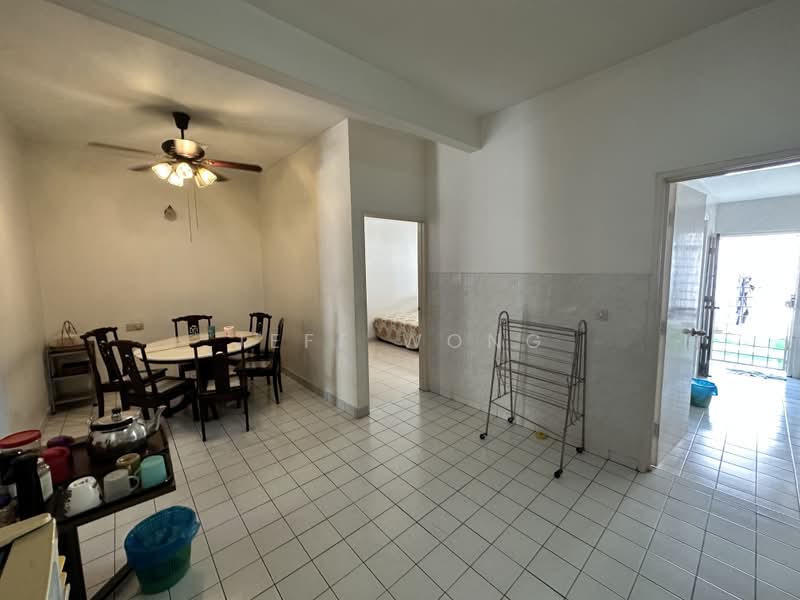 Rumah Teres 2-Tingkat untuk Dijual di Seri Utama Damansara (Kota Damansara) - Jeff Wong - Dining Room - PropertyGuru.com.my