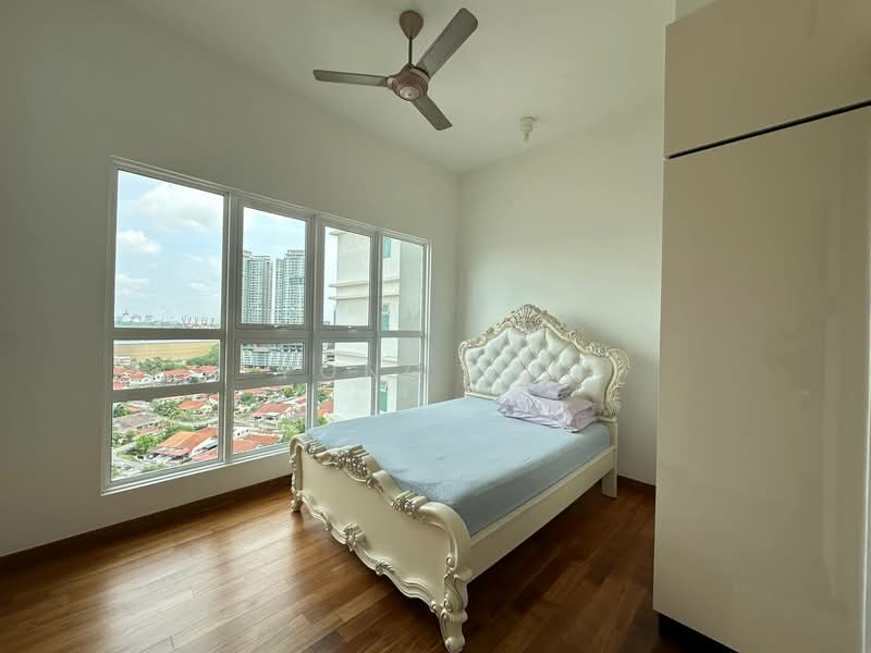 Service Residence for Sale at TriTower Residence @ Johor Bahru Sentral - Fong Lik - Bedroom - PropertyGuru.com.my