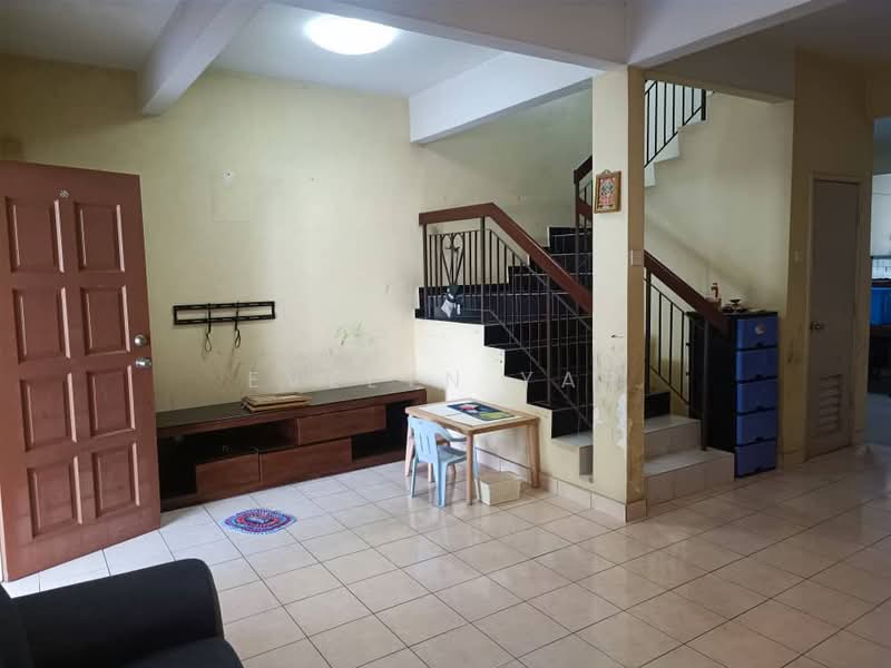 Terraced House for Sale in Puchong (Selangor) - Evelyn Yap - Living Room - PropertyGuru.com.my
