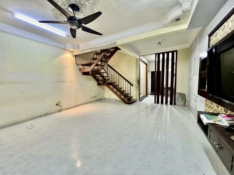1.5-storey Terraced House for Sale in Bandar Tasik Puteri (Rawang) - Muin Mn - Living Room - PropertyGuru.com.my