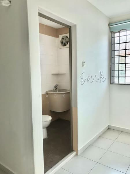 Bukit Mertajam untuk Untuk Disewa - RM 2,499 /bulan, Mac 2026 - Bathroom - PropertyGuru.com.my