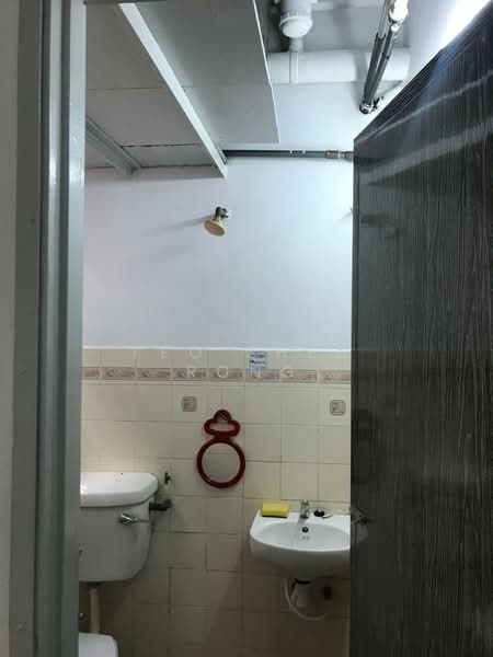 Shop for Sale in Batu Caves (Kuala Lumpur) - YEO ZHEN RONG - Bathroom - PropertyGuru.com.my