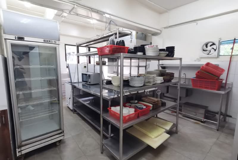 Shop for Rent in Taman Danau Desa (Taman Desa) - Zeyang Ng - Kitchen - PropertyGuru.com.my