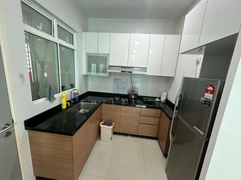 Skysuites @ Meldrum Hills untuk Untuk Disewa - RM 2,400 /bulan, Mac 2026 - Kitchen - PropertyGuru.com.my