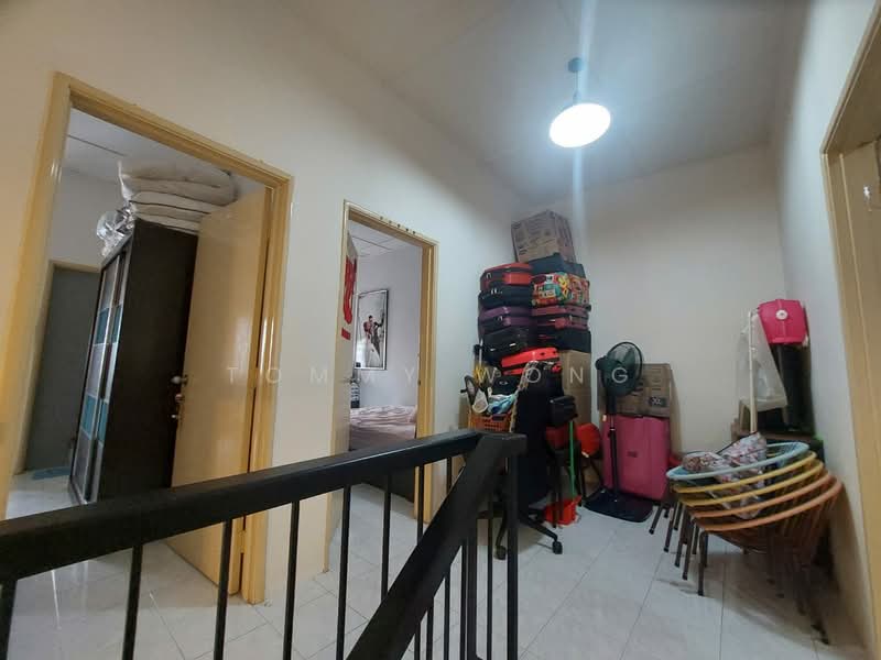 2-storey Terraced House for Sale in Bandar Sungai Long (Selangor) - Tommy Wong - Corridor - PropertyGuru.com.my