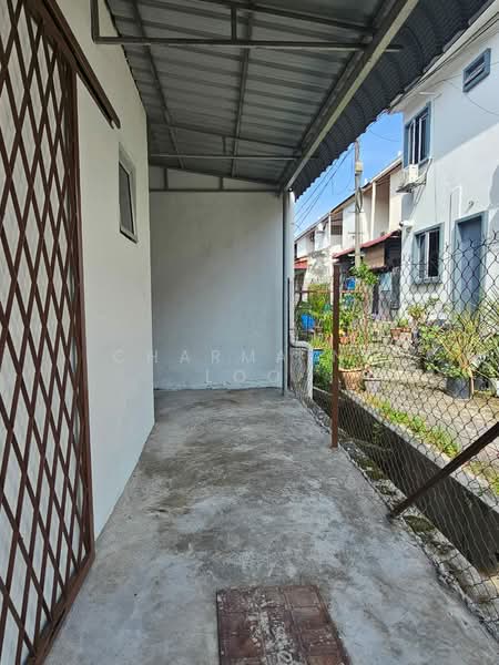 Section 8, Bandar Mahkota Cheras untuk Untuk Disewa - RM 1,500 /bulan, Mac 2026 - Exterior - PropertyGuru.com.my