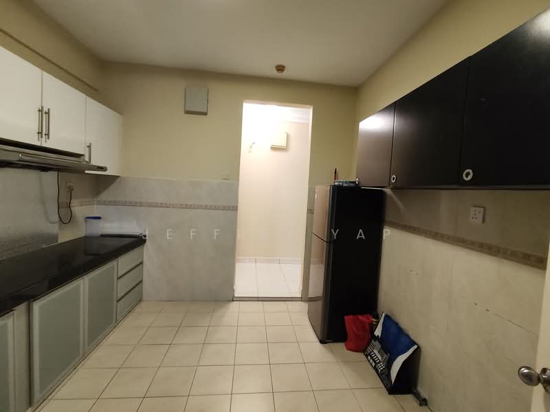 Condominium for Rent at Aseana Puteri - Jeffrey Yap - Kitchen - PropertyGuru.com.my