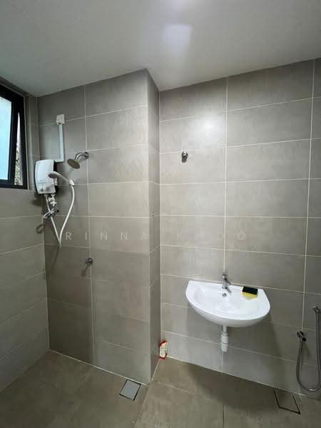 Rumah Berkembar untuk Dijual di Desa Petaling (Kuala Lumpur) - Rinna Khoo - Bathroom - PropertyGuru.com.my