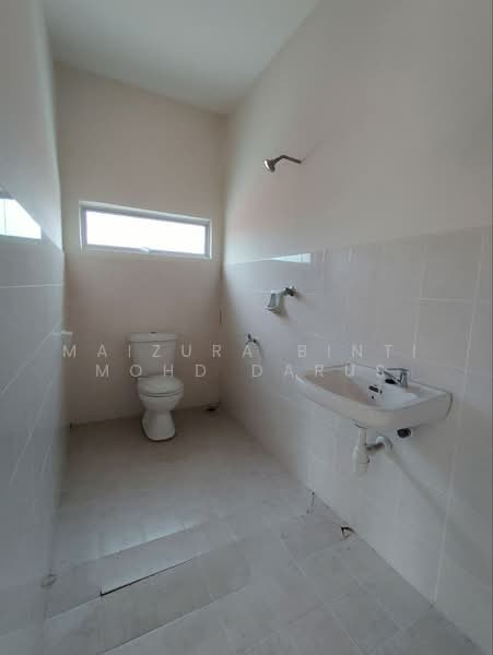 Bungalow for Sale in Mahkota Hills (Lenggeng) - Maizura binti Mohd Darus - Bathroom - PropertyGuru.com.my