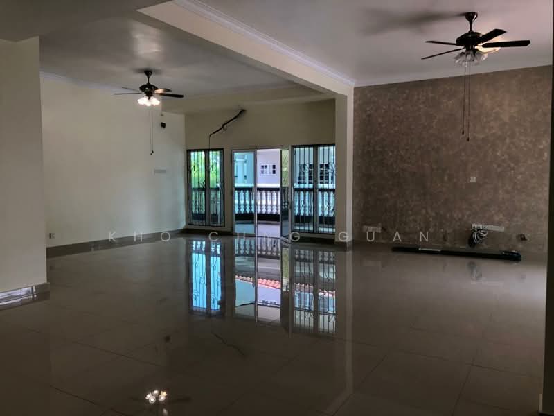 Semi-Detached House for Sale in Bandar Puteri Puchong (Puchong) - Kho Chng Guan - Living Room - PropertyGuru.com.my