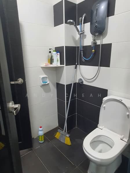 2-storey Terraced House for Rent in Bandar Putra (Kulai) - Andy Cheah - Bathroom - PropertyGuru.com.my