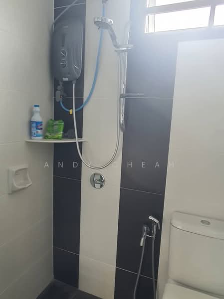 2-storey Terraced House for Rent in Bandar Putra (Kulai) - Andy Cheah - Bathroom - PropertyGuru.com.my